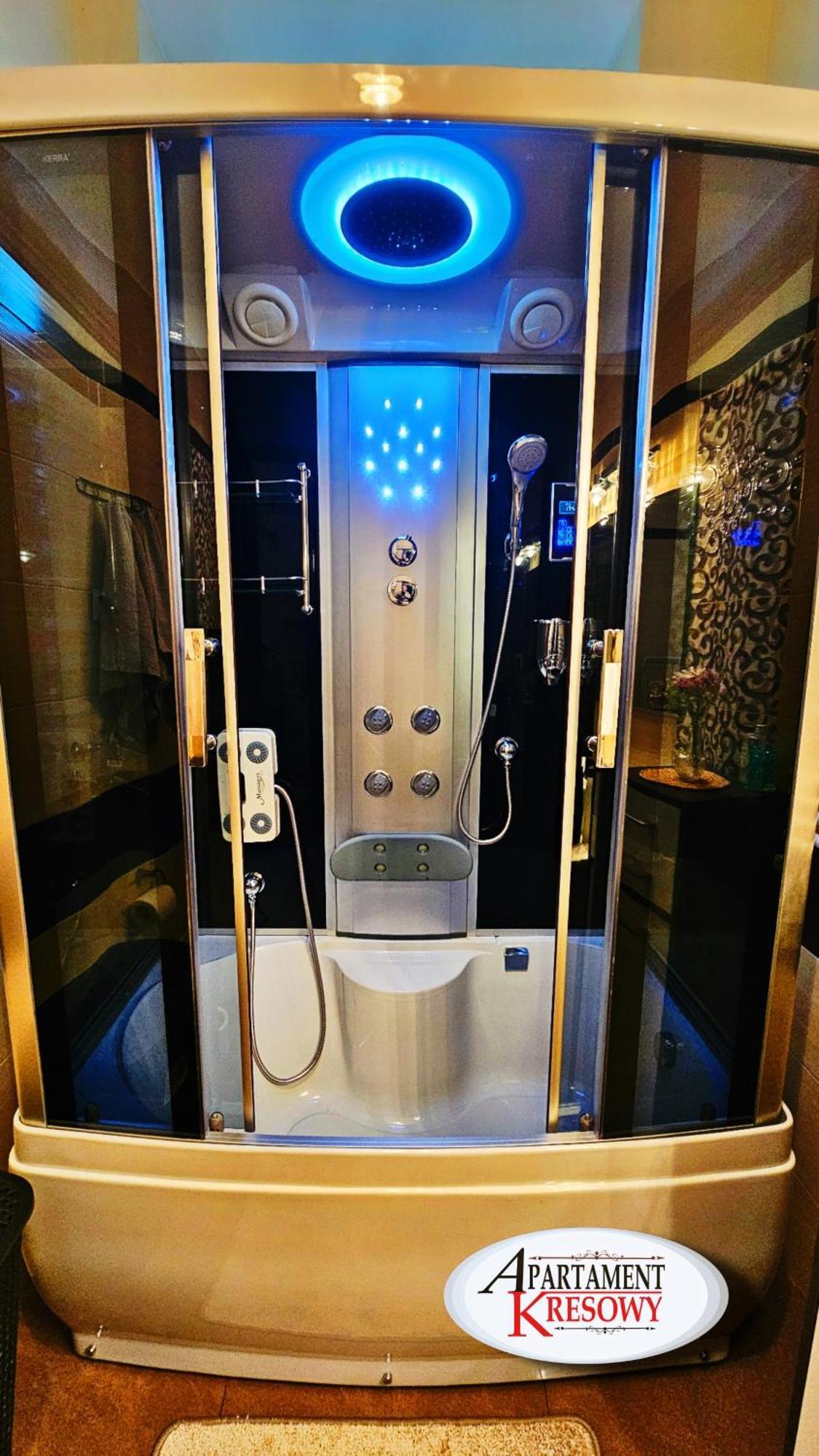 Apartament Kresowy Parter 3 Pokoje Duza Lazienka Kabino-Wanna Spa Wi Fi Ekspres 2X Smart Tv Antresola Parking Free Plac Zabaw Bilet Na Aquapark 150M W Cenie Hrubieszow Esterno foto