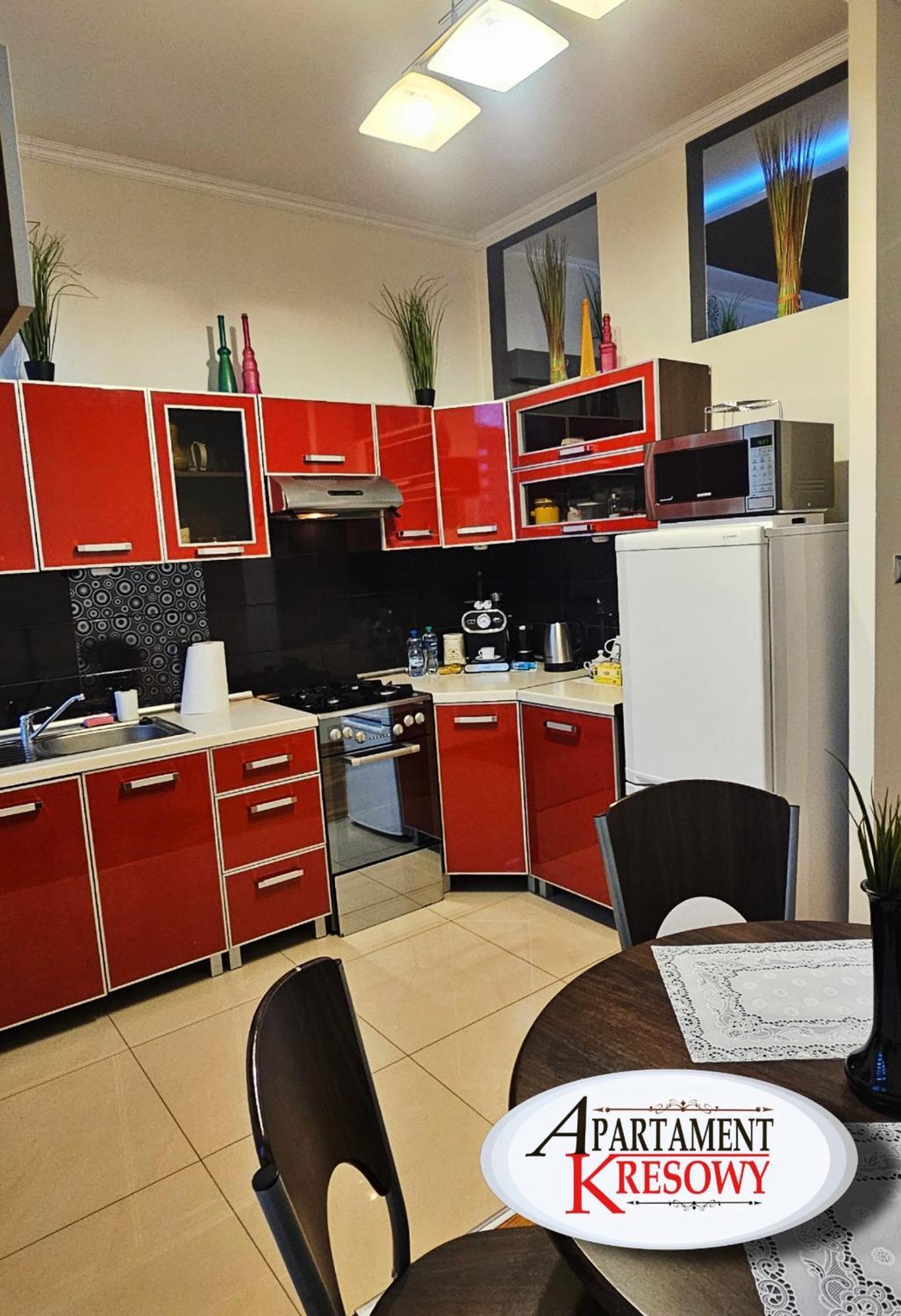 Apartament Kresowy Parter 3 Pokoje Duza Lazienka Kabino-Wanna Spa Wi Fi Ekspres 2X Smart Tv Antresola Parking Free Plac Zabaw Bilet Na Aquapark 150M W Cenie Hrubieszow Esterno foto