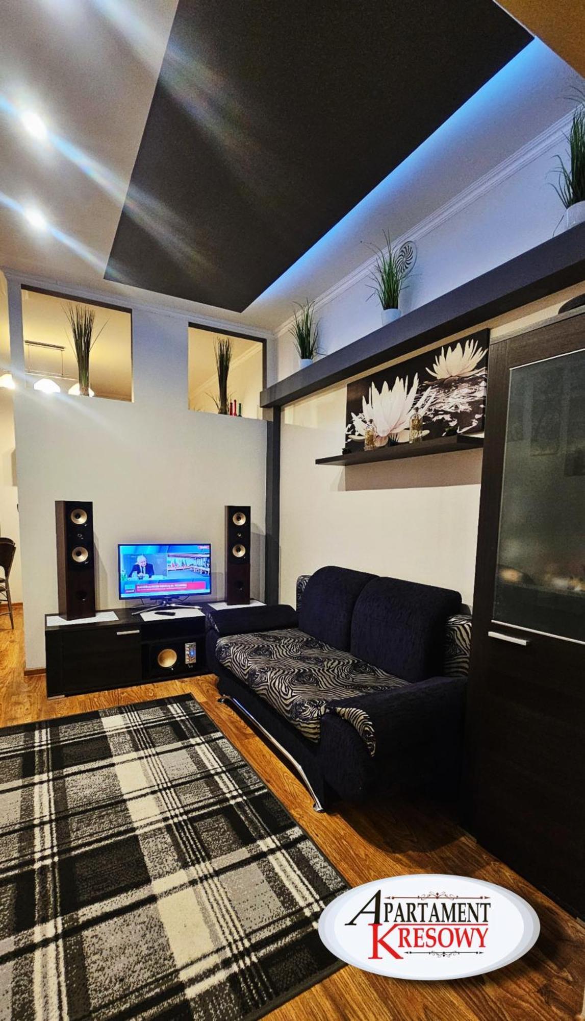 Apartament Kresowy Parter 3 Pokoje Duza Lazienka Kabino-Wanna Spa Wi Fi Ekspres 2X Smart Tv Antresola Parking Free Plac Zabaw Bilet Na Aquapark 150M W Cenie Hrubieszow Esterno foto